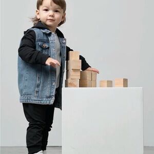 {LITTLE BIPSY} hooded denim jacket 6-12m